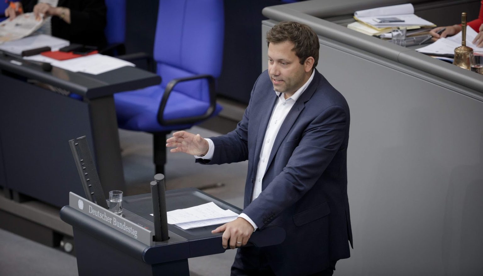 Bund beteiligt sich an Sanierungsarbeiten beim Dethlinger Teich › Lars
